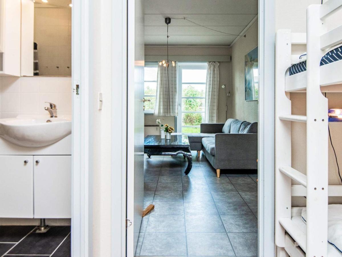 4 Person Holiday Home In R M Sønderby Esterno foto